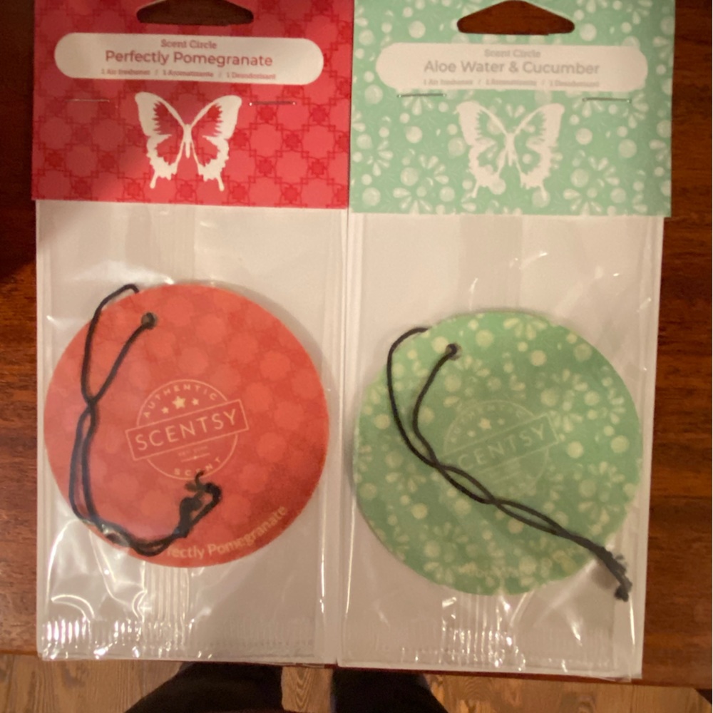 NWT 6- Scentsy scent circles